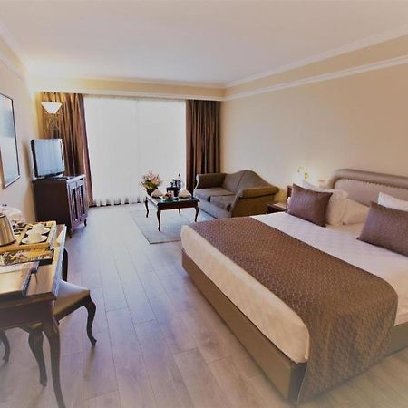 Moda Mour Hotel Istanbul Bagian luar foto